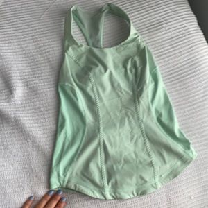 Lululemon tank